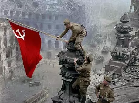 A Soviet Soldier and the Piano in Berlin