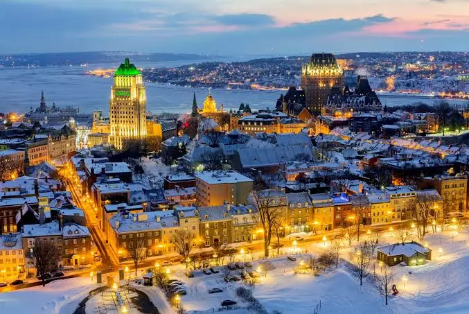 CHAPTER III: WITHIN THE WALLS: A memoir of the plague in Quebec City